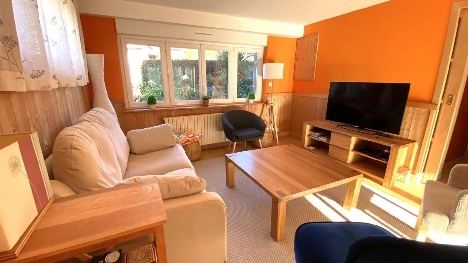 Maison Moderne A Deux Pas De La Plage Avec Jardin Et Parking A Tregastel - Fr-1-368-451